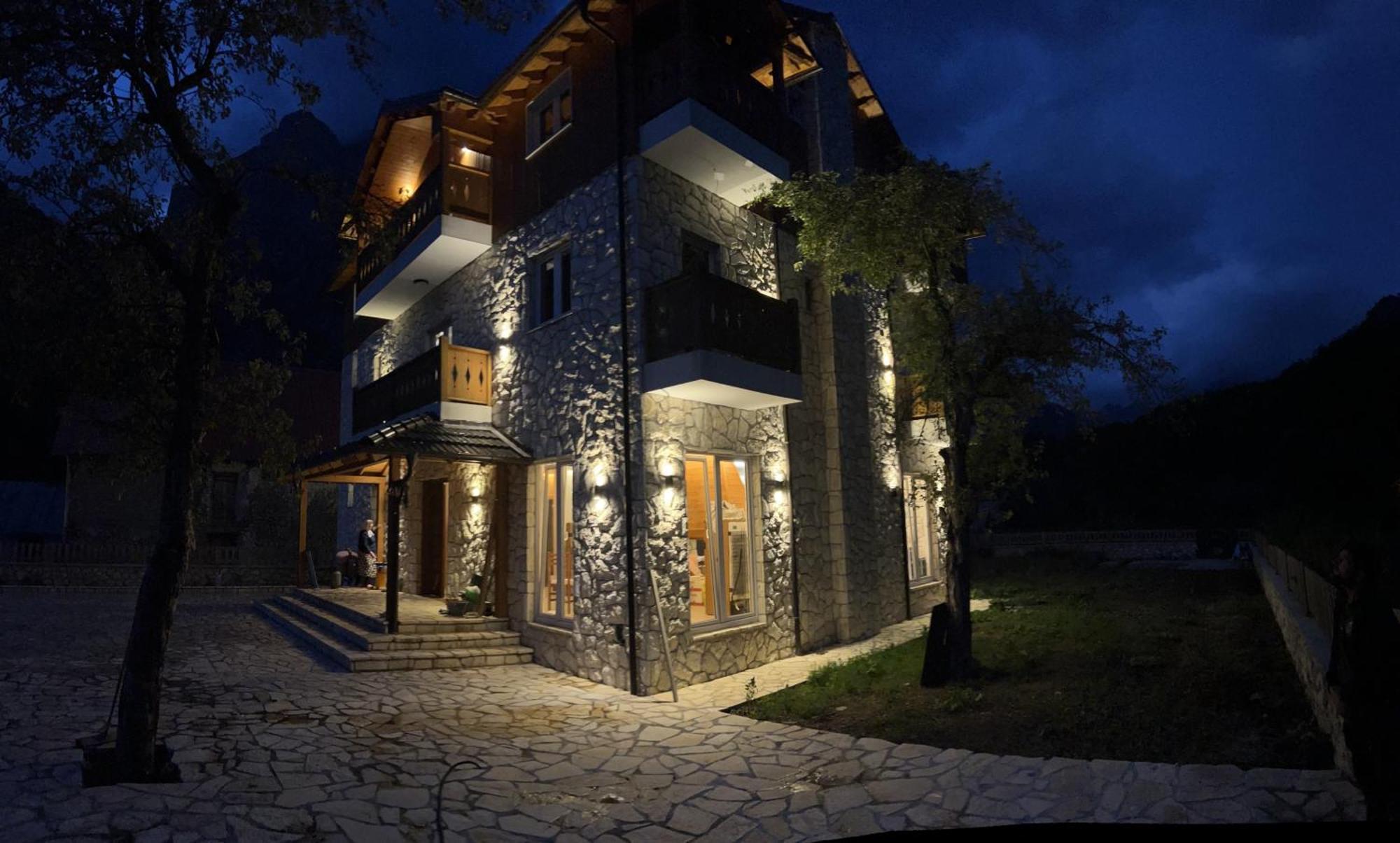 Oda N'Bjeshke Valbone Exterior foto